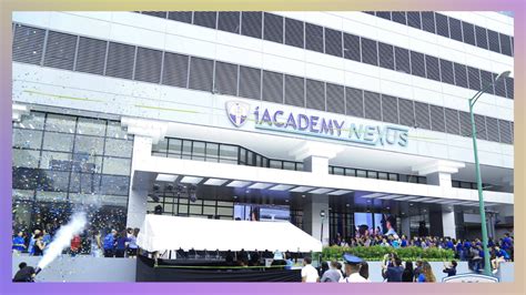 iACADEMY .